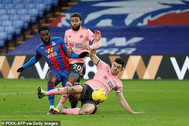 Video Crystal Palace - Sheffield United: Ghi bàn siêu tốc, tuyệt phẩm từ kẻ đóng thế - 1