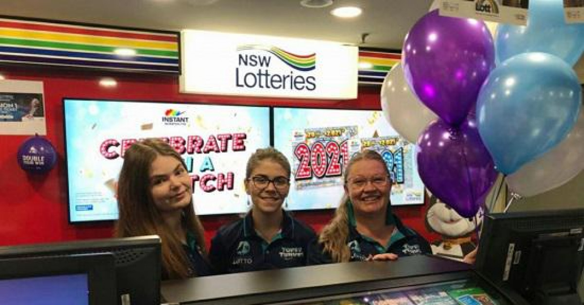 Kinh doanh - Đêm giao thừa mua vé số, cô gái 20 tuổi bỗng chốc thành triệu phú vì trúng "núi tiền"