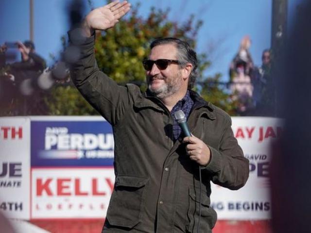 Thế giới - 11 thượng nghị sĩ tung đòn nhằm đảo ngược chiến thắng bầu cử của ông Biden