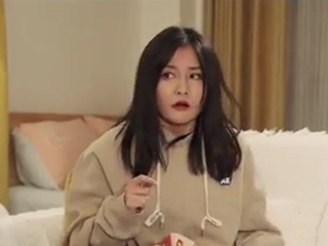 Cười 24H - Trong lúc nguy cấp lại gặp phải cô vợ thích "úp mở"