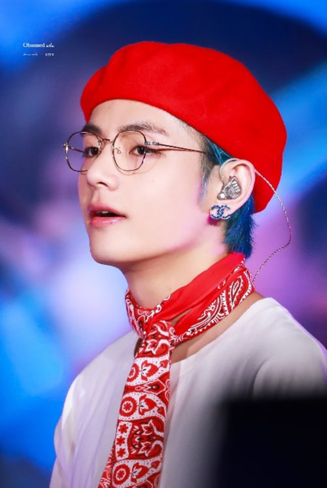 Học ngay các idol K-Pop cách đội mũ beret, chiếc mũ được yêu thích nhất trong mùa Đông - 5