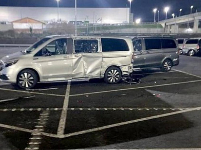 Ô tô - Cựu nhân viên Mercedes-Benz hủy diệt nơi làm việc cũ trong đêm giao thừa