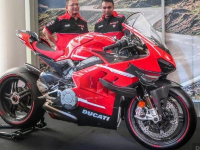 Thế giới xe - Cận cảnh Ducati Panigale Superleggera V4 duy nhất tại Đông Nam Á