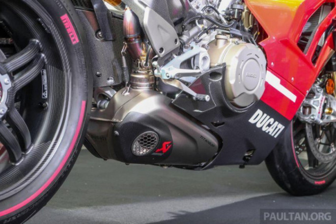 Cận cảnh Ducati Panigale Superleggera V4 duy nhất tại Đông Nam Á - 16