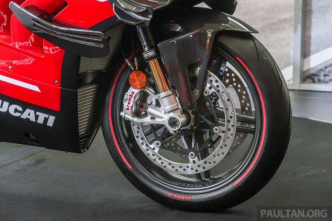 Cận cảnh Ducati Panigale Superleggera V4 duy nhất tại Đông Nam Á - 12