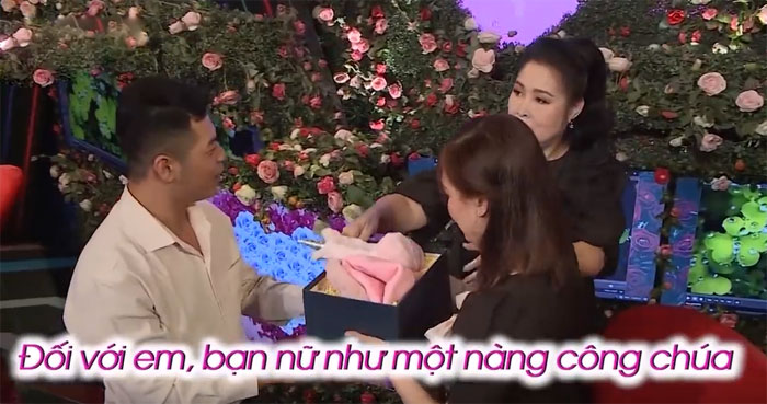 Anh chàng khoe có nhà lầu, xe hơi, tiền vàng "thả thính" bất chấp khi đi hẹn hò - 7