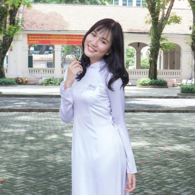 Vẻ đẹp trong veo của Á hậu Phạm Ngọc Phương Anh thời cấp 3 - 6
