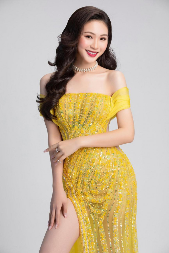 Người đẹp được yêu thích nhất HHVN 2020 diện đầm cúp ngực quyến rũ ngọt ngào - 9