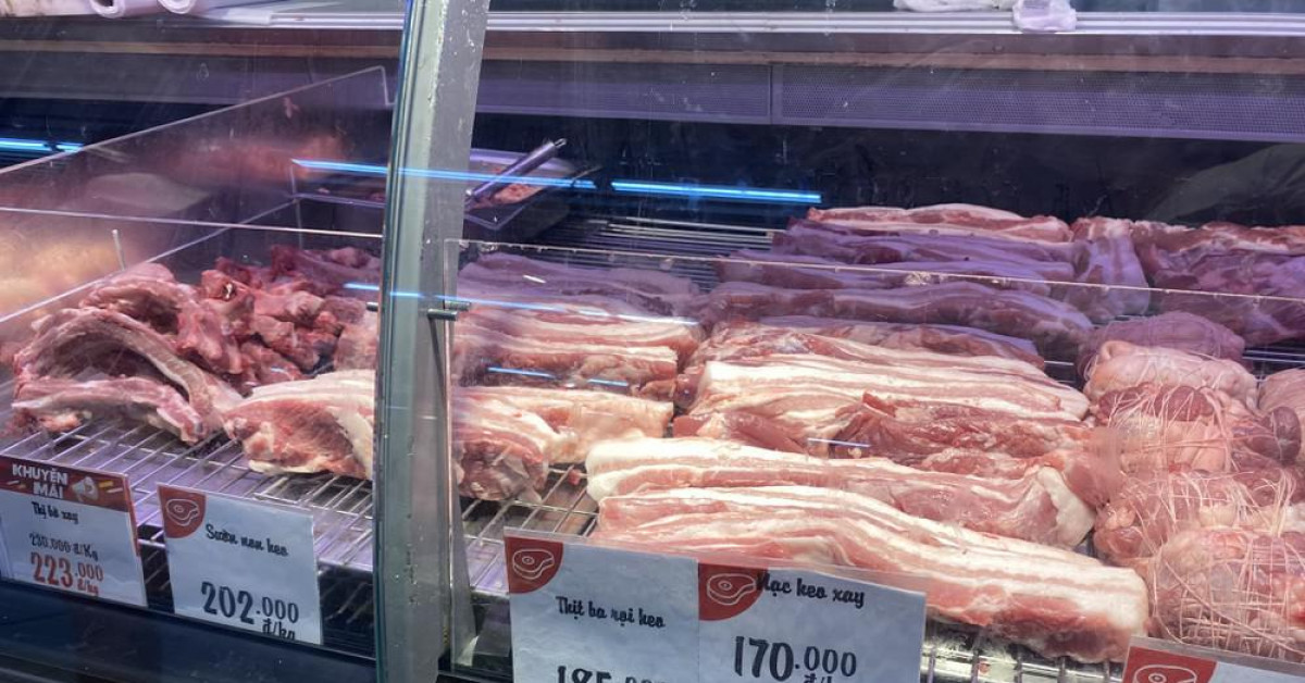 Thị trường - Tiêu dùng - Cầu dự báo tăng, giá lợn hơi bất ngờ leo lên mức cao nhất đầu năm