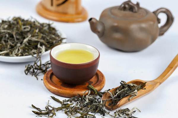 Dù giá chè cao, mặt hàng này vẫn không đủ cung cấp vào dịp Tết.