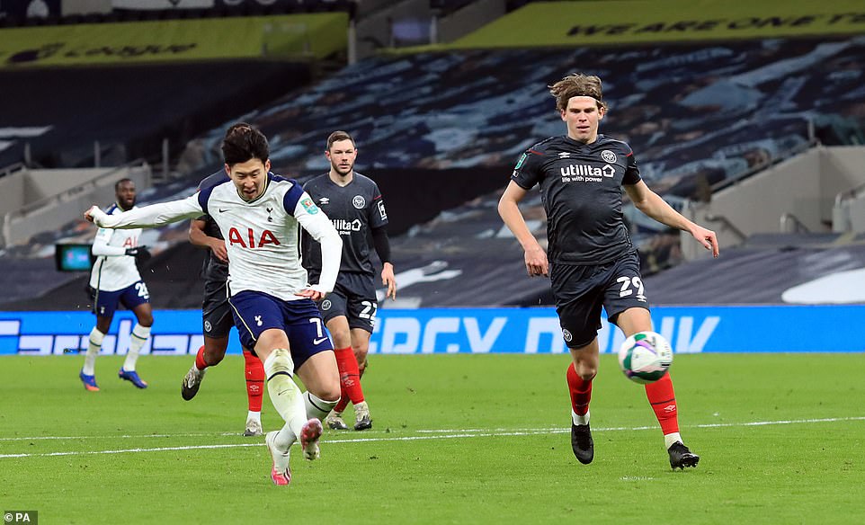 Son Heung Min tỏa sáng trước&nbsp;Brentford