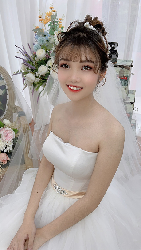 Nụ cười hạnh phúc của mỗi cặp đôi là điều mà Hà My hướng tới