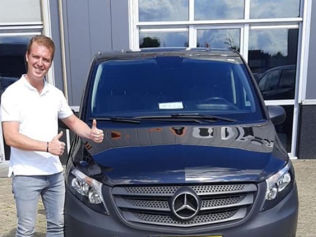 Kinh doanh - Làm osin tháng kiếm trăm triệu đồng, được tặng Mercedes-Benz