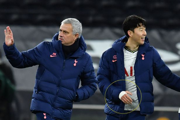 Son Heung Min với chi tiết bí ẩn bên tay phải khiến báo Hàn Quốc lo lắng - 2