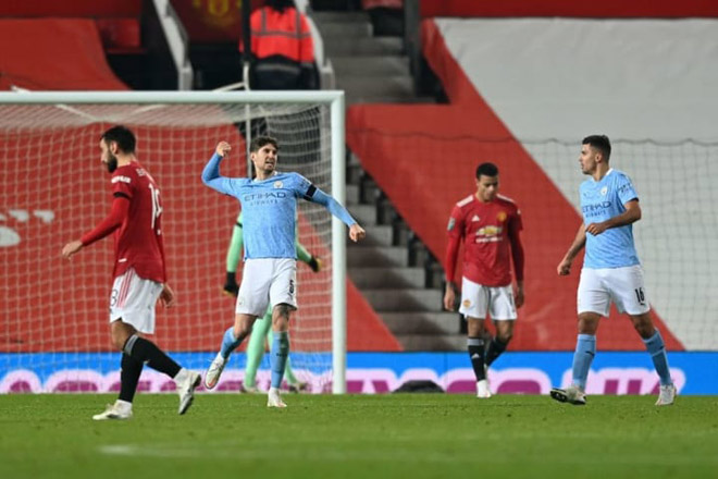 Hành trình của MU ở League Cup mùa này phải dừng lại sau thất bại 0-2 trước Man City ngay trên sân nhà