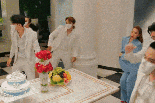 2 tuần giảm 4kg, Mỹ Tâm gây ngỡ ngàng với vòng 2 thon gọn trong clip 44 giây - 8