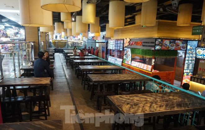 Tuy nhiên năm 2020, ảnh hưởng dịch bệnh COVID-19, chợ vắng khách.