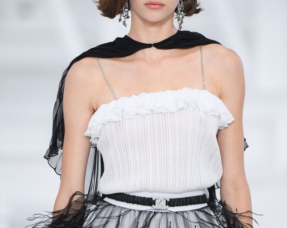 Từ bộ sưu tập Xuân Hè 2021 của Chanel, điểm danh 10 xu hướng thời trang sẽ lên ngôi - 4