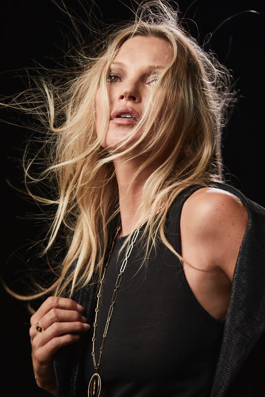 Kate Moss và dự án đầu tiên trong thế giới trang sức - 1