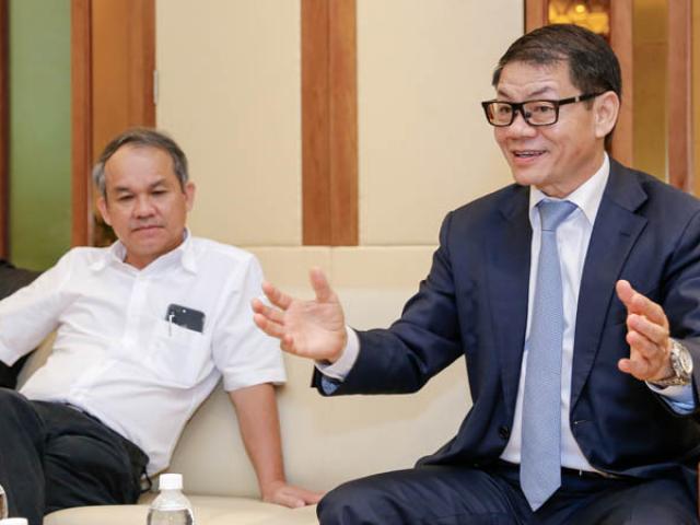 Kinh doanh - Đại gia tuần qua: Bầu Đức chính thức chuyển giao chức "Chủ tịch" về tay đại gia ô tô