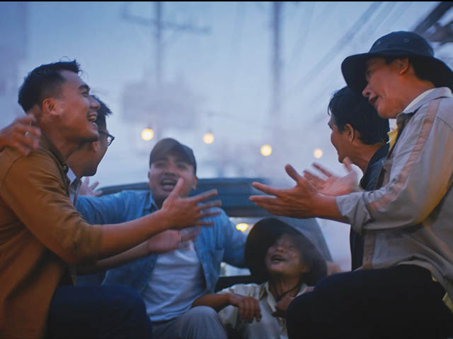 Ca nhạc - MTV - Phan Mạnh Quỳnh và Karik đánh trúng "tim đen" của cánh mày râu