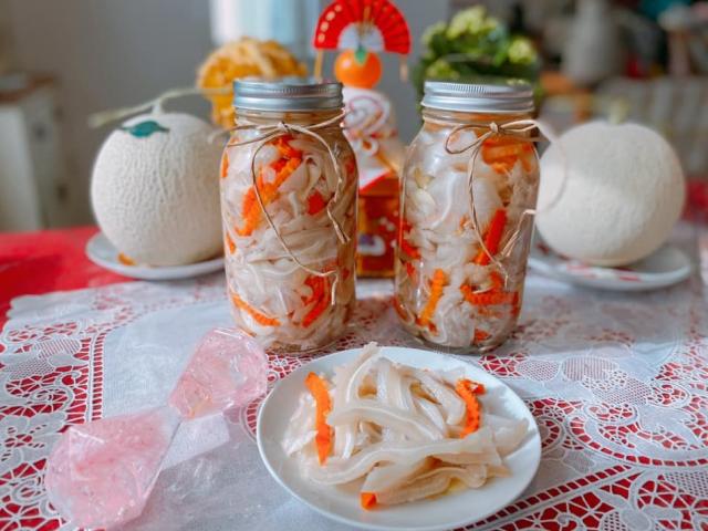 Ẩm thực - Làm tai heo ngâm chua ngọt, giòn sần sật mời bạn bè ngày Tết, ai cũng mê