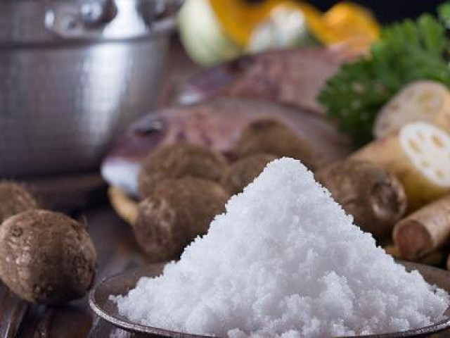 Sức khỏe đời sống - 5 nhóm thực phẩm sẽ khiến gan "khóc thét"