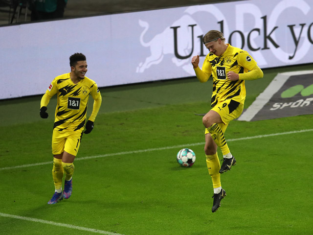 Bóng đá - Haaland 12 bàn/10 trận: Lại lập kỷ lục mới, xứng danh "sát thủ vòng cấm"