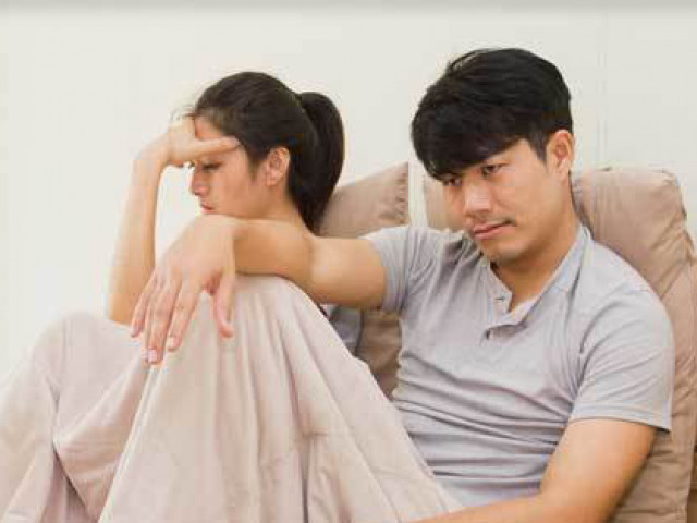 Bạn trẻ - Cuộc sống - Vợ lạnh nhạt chuyện chăn gối cả năm, bỗng lao vào chồng như hổ đói vì lý do "rụng rời"