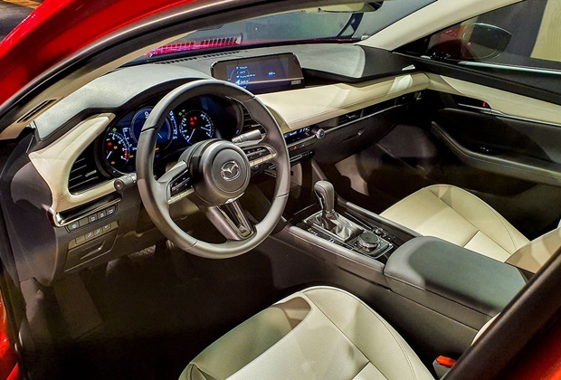 Giá xe Mazda 3 mới nhất tháng 01/2021 và đánh giá chi tiết - 4