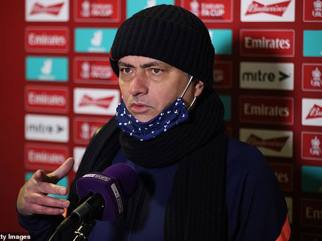 Bóng đá - Ngoại hạng Anh "toang" vì Covid: Mourinho giận "sôi máu", náo loạn lịch thi đấu