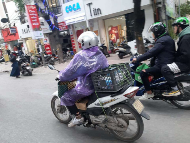 Những phụ kiện chống rét dành cho người đi xe máy - 7