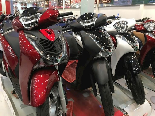 Cận cảnh Honda SH Mode 2019 màu đỏ đen giá 5249 triệu  Tạp chí Giao  thông vận tải