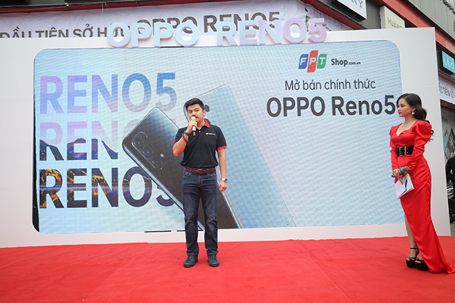 OPPO Reno5 tưng bừng ưu đãi chào xuân mới tại hệ thống FPT Shop - 3