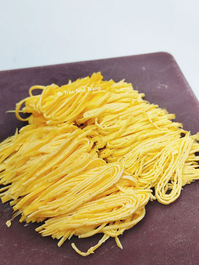 Cách làm bún thang "phiên bản" hiện đại, đơn giản hơn nhiều mà vẫn tuyệt ngon - 4