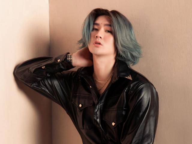 Sao Việt - Thầy giáo hot boy với loạt clip cover nhạc tung loạt ảnh đẹp mê