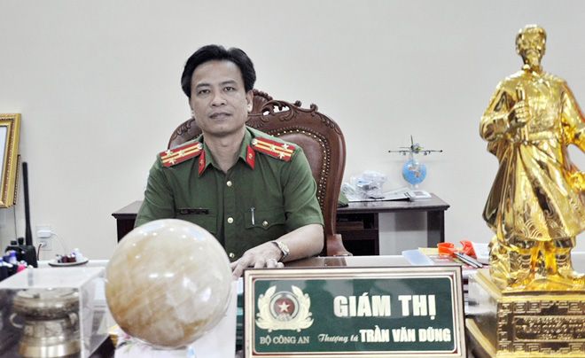 Thượng tá Trần Văn Dũng.