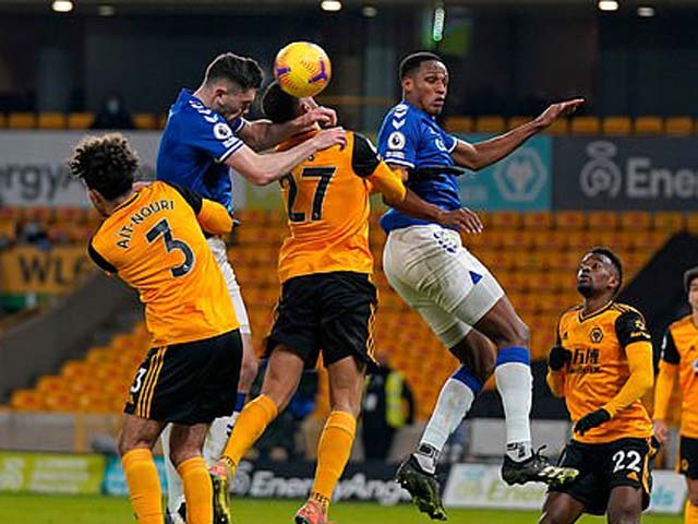 Bóng đá - Video Wolves - Everton: Ăn miếng trả miếng, khác biệt ở trung vệ