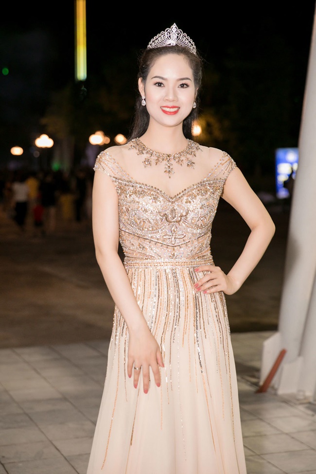 Năm 2018, Mai Phương bất ngờ tái xuất trong một hoạt động đồng hành cùng chương trình Hoa hậu Việt Nam. Với sắc vóc thời điểm đó, nàng Hậu nhận được vô số lời khen từ khán giả. 
