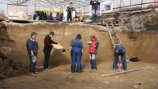 Du lịch - Bí ẩn tộc người 12.000 tuổi với "ma thuật" tan chảy ngà ma mút