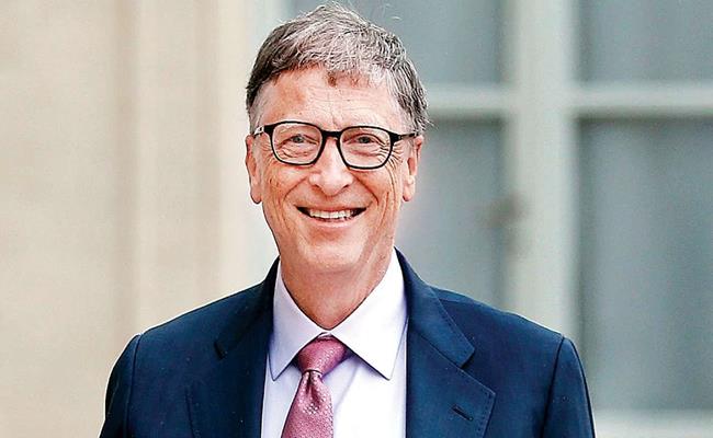 Theo tính toán của Business Insider, dựa trên số tài sản tăng thêm của Gates trong năm 2019, ước tính ông kiếm được 380 USD/giây (8,7 triệu đồng/giây), khoảng 22.831 USD/phút (526 triệu đồng/phút).
