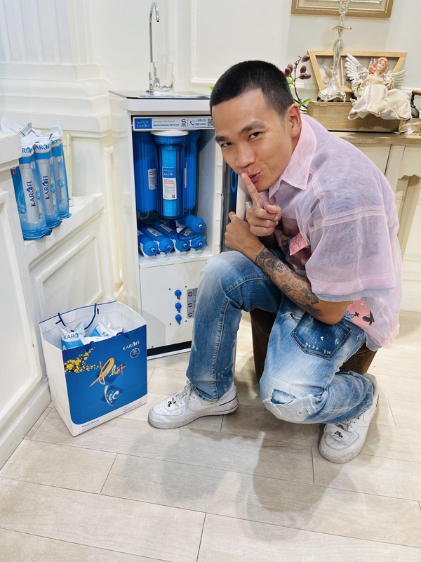 Tiêu dùng Tết 2021 kiểu mới, trào lưu từ nhiều sao hàng đầu - 1