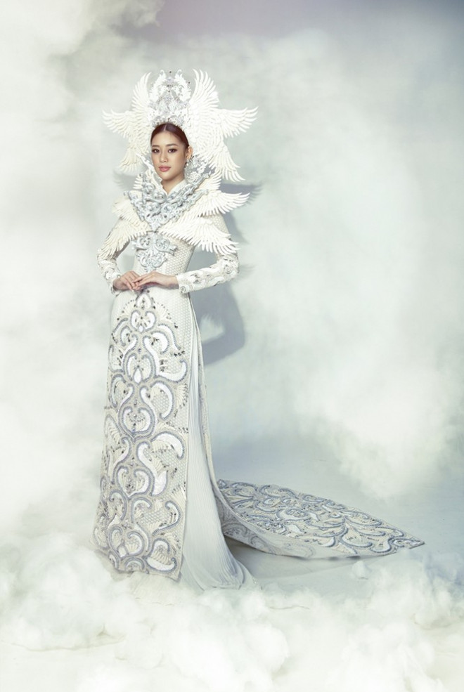 Hoa hậu Khánh Vân đẹp như công chúa bước ra từ truyện cổ tích trong bộ ảnh áo dài - 6
