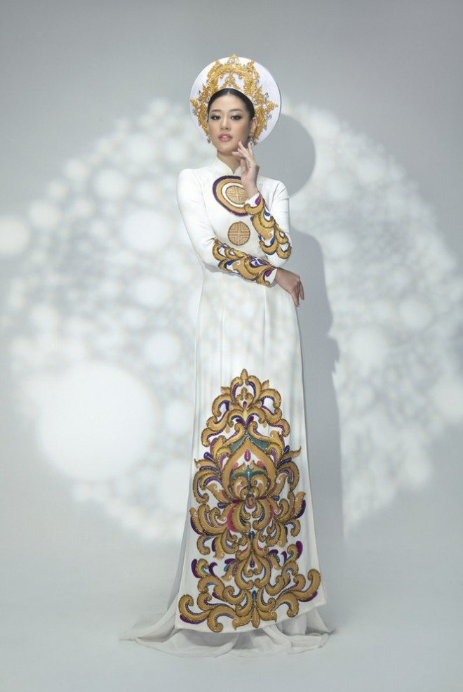 Hoa hậu Khánh Vân đẹp như công chúa bước ra từ truyện cổ tích trong bộ ảnh áo dài - 8