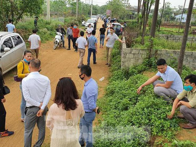 Kinh doanh - Loạt khu vực ở Hà Nội "sốt đất": Mua bán chủ yếu giữa các nhà đầu cơ