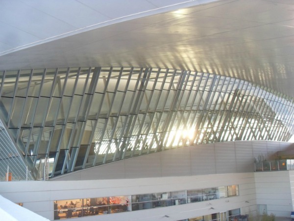 10 sân bay hiện đại nhất thế giới khiến du khách choáng ngợp - 5