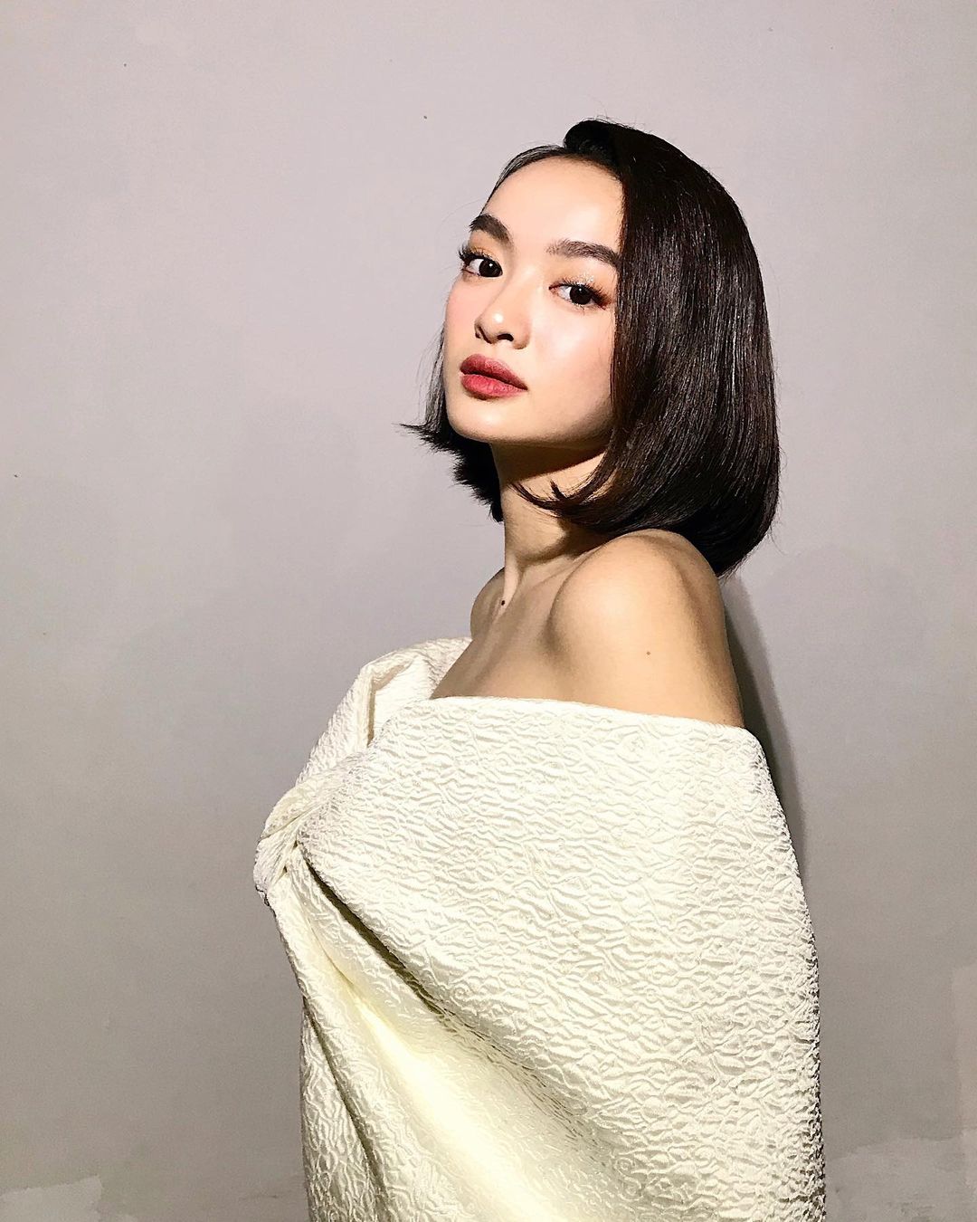 Kaity Nguyễn là nữ viên trẻ tài năng và xinh đẹp của showbiz Việt.
