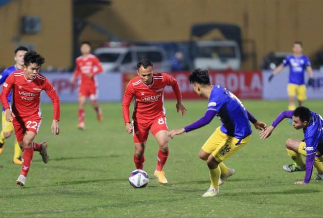 Viettel bắt đầu​bán vé xem các trận đấu sân nhà ở V-League sau 2 năm miễn phí Ảnh: Anh Tú