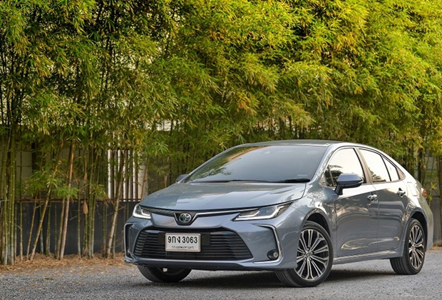 Giá xe Toyota tháng 01/2021: Cập nhật giá mới sau ưu đãi thuế - 2