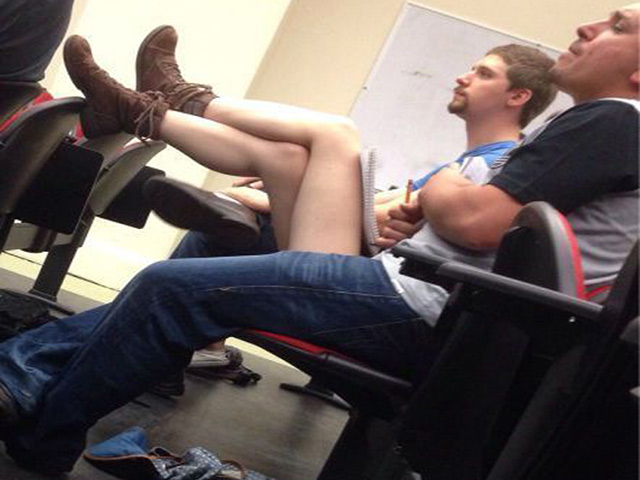 Tranh vui - "Phì cười" với những khoảnh khắc khó đỡ nhất trên đời